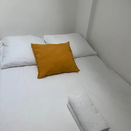 Au Coeur De Notre Dame Nid Type Equipe Calme Clair Ascenseur Clim Apartment Paris